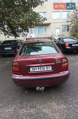 Лифтбек Skoda Octavia 1999 в 