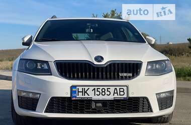 Універсал Skoda Octavia 2015 в Рівному