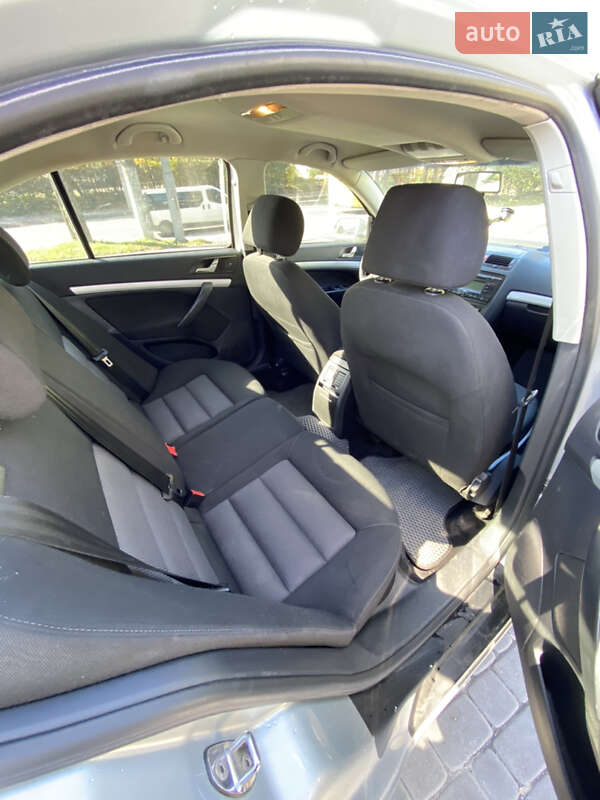 Ліфтбек Skoda Octavia 2008 в Рава-Руській