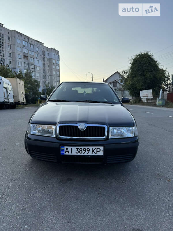 Лифтбек Skoda Octavia 2004 в Василькове