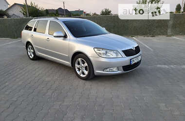 Универсал Skoda Octavia 2013 в Староконстантинове