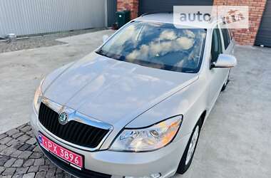 Универсал Skoda Octavia 2012 в Иршаве