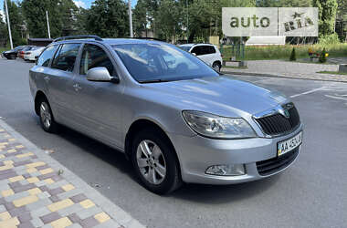 Универсал Skoda Octavia 2012 в Чернигове