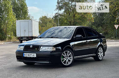 Лифтбек Skoda Octavia 2003 в Днепре