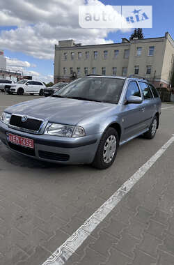 Универсал Skoda Octavia 2004 в Чернигове