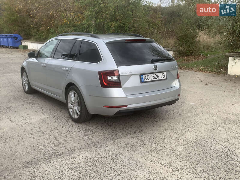 Універсал Skoda Octavia 2018 в Сваляві