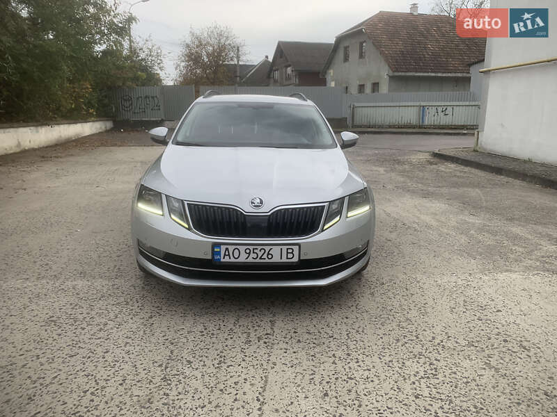 Універсал Skoda Octavia 2018 в Сваляві
