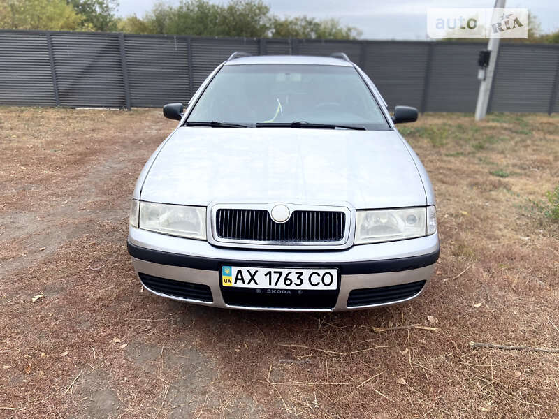 Універсал Skoda Octavia 2000 в Харкові