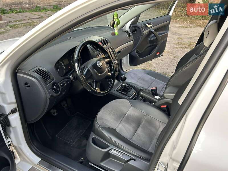 Ліфтбек Skoda Octavia 2008 в Кривому Розі