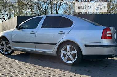 Ліфтбек Skoda Octavia 2005 в Дніпрі