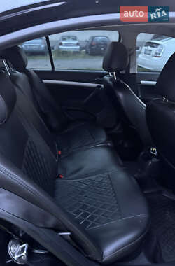 Лифтбек Skoda Octavia 2011 в 
