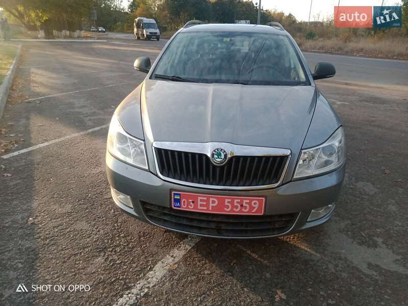 Универсал Skoda Octavia 2011 в Полтаве