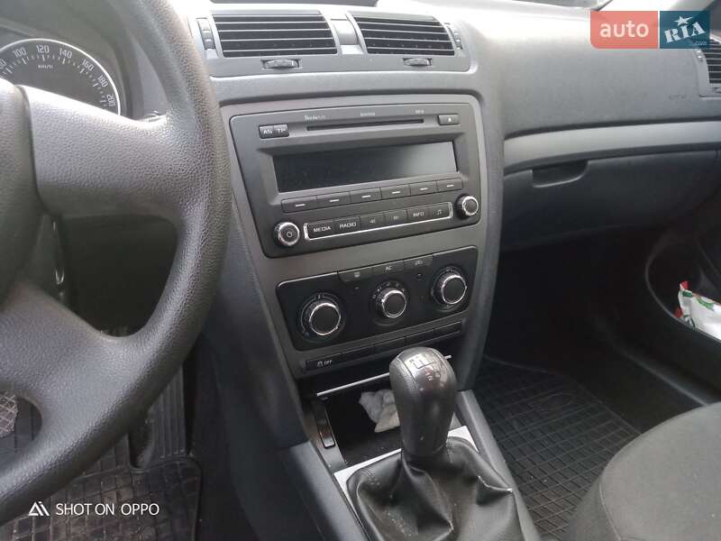 Универсал Skoda Octavia 2011 в Полтаве