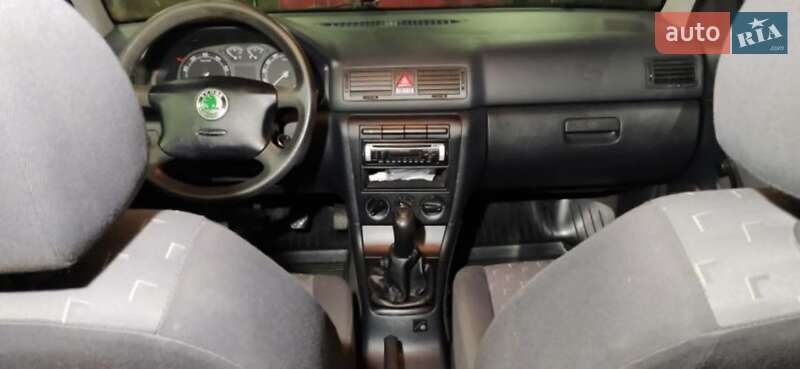 Лифтбек Skoda Octavia 2004 в Брусилове