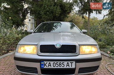 Универсал Skoda Octavia 2001 в 