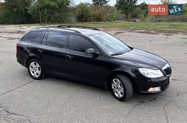 Універсал Skoda Octavia 2009 в Звягелі