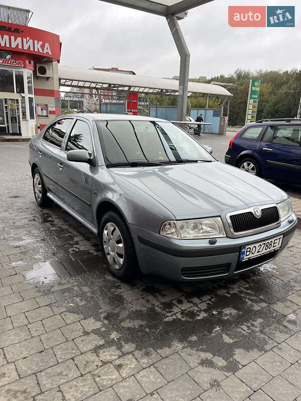 Лифтбек Skoda Octavia 2003 в Тернополе