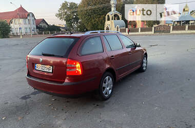 Універсал Skoda Octavia 2008 в Ужгороді