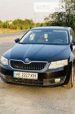 Лифтбек Skoda Octavia 2017 в Днепре