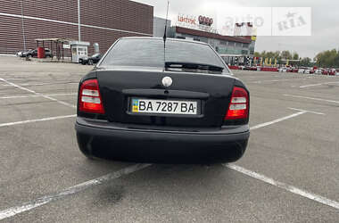 Лифтбек Skoda Octavia 2006 в Киеве