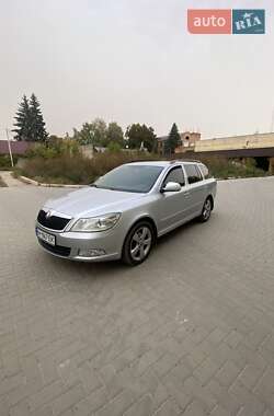 Универсал Skoda Octavia 2010 в 
