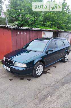 Универсал Skoda Octavia 1998 в Харькове