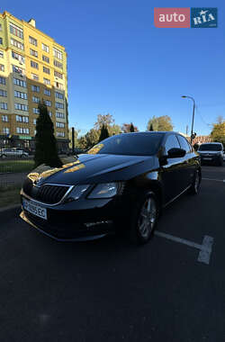 Лифтбек Skoda Octavia 2017 в 