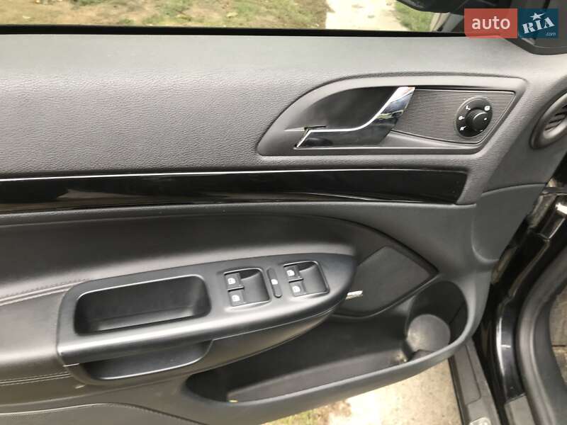 Універсал Skoda Octavia 2011 в Черкасах