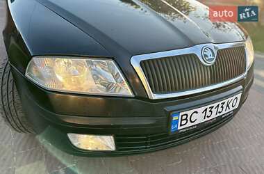 Лифтбек Skoda Octavia 2006 в Новояворовске