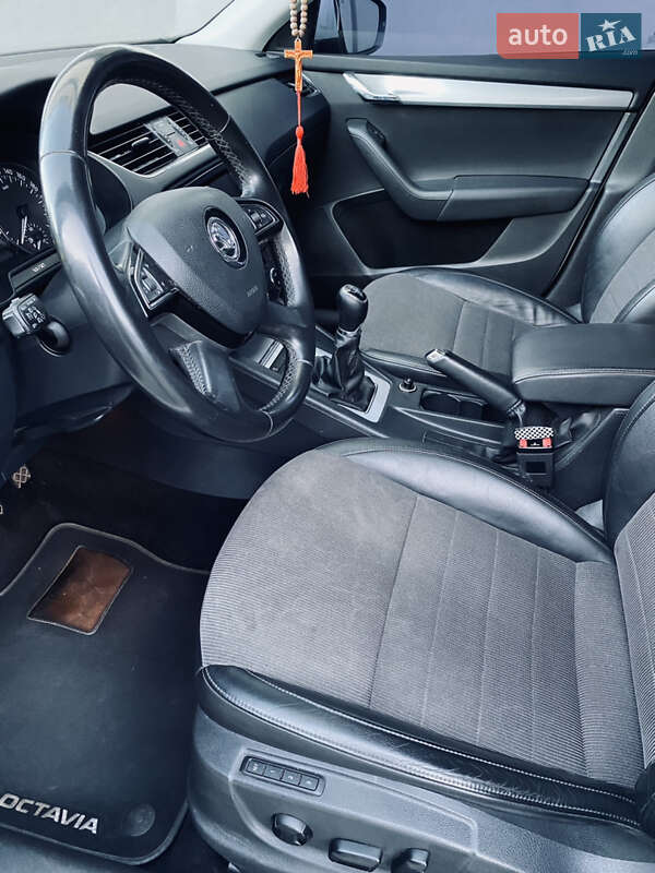 Лифтбек Skoda Octavia 2014 в Мукачево