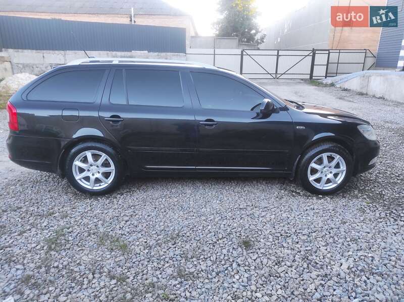 Універсал Skoda Octavia 2012 в Кам'янець-Подільському