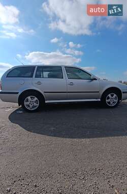 Универсал Skoda Octavia 2002 в Баре