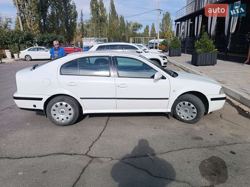 Лифтбек Skoda Octavia 2005 в Николаеве