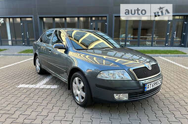 Лифтбек Skoda Octavia 2005 в Ивано-Франковске