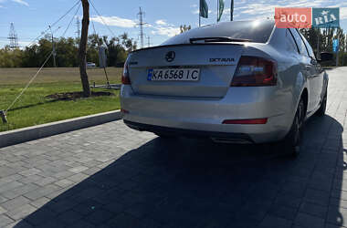Лифтбек Skoda Octavia 2013 в 