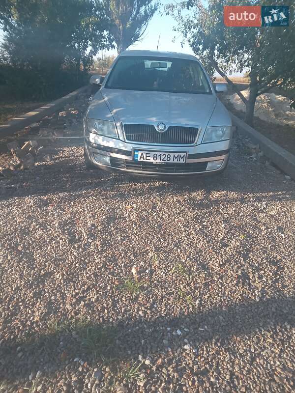 Універсал Skoda Octavia 2004 в Дніпрі