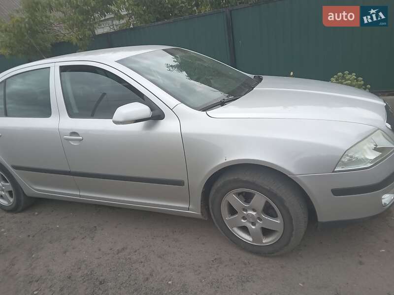 Універсал Skoda Octavia 2004 в Дніпрі