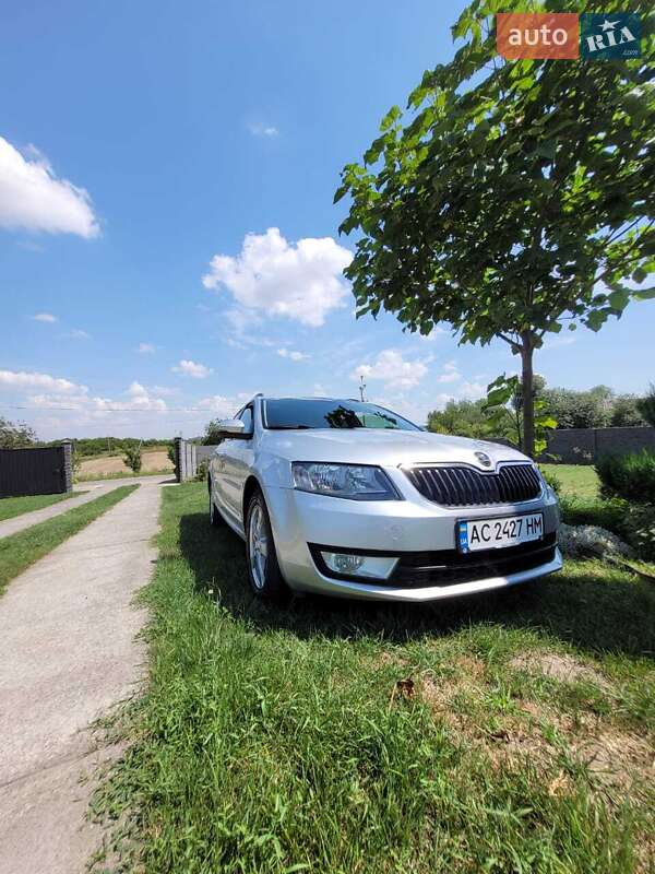 Універсал Skoda Octavia 2015 в Іваничах