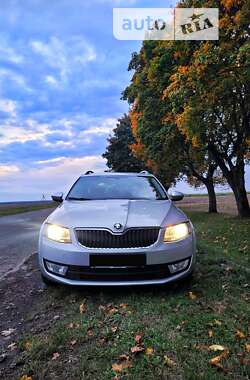 Универсал Skoda Octavia 2015 в Иваничах