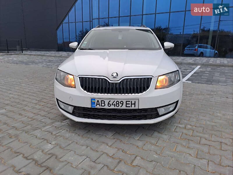 Універсал Skoda Octavia 2015 в Тиврову