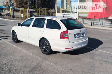 Универсал Skoda Octavia 2012 в Черкассах