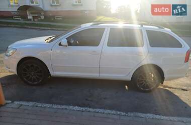 Універсал Skoda Octavia 2010 в Ланівці