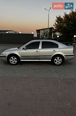 Лифтбек Skoda Octavia 2004 в Ивано-Франковске