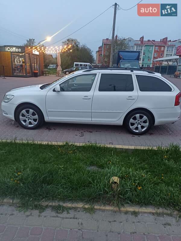 Універсал Skoda Octavia 2012 в Львові