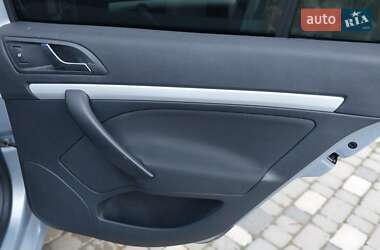 Универсал Skoda Octavia 2009 в 