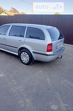 Универсал Skoda Octavia 2003 в Смеле