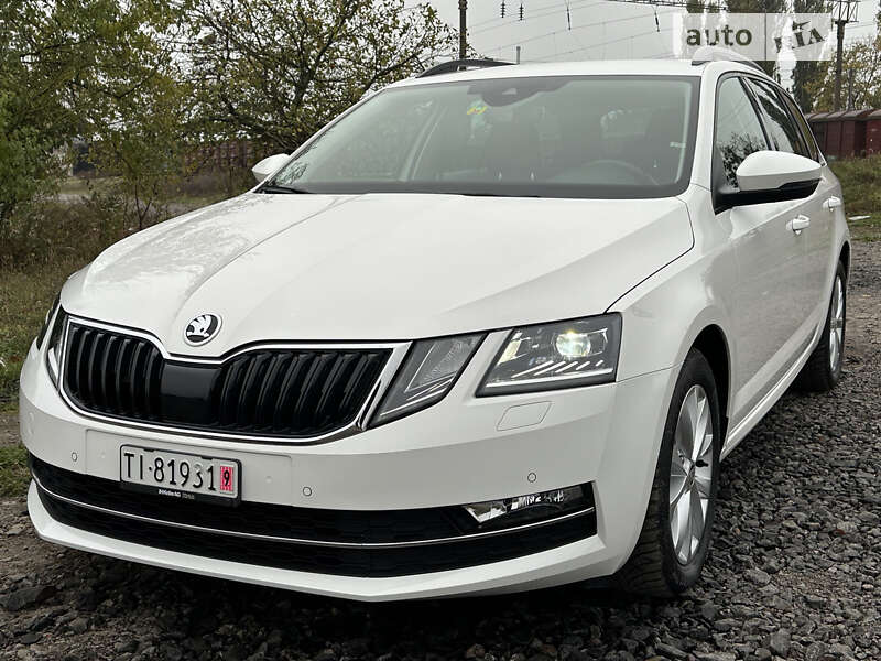 Универсал Skoda Octavia 2018 в Луцке