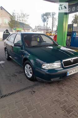 Лифтбек Skoda Octavia 2000 в Житомире