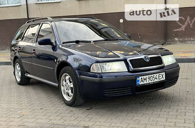 Универсал Skoda Octavia 2001 в Звягеле