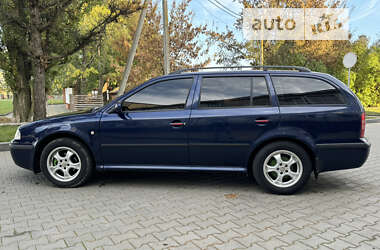 Универсал Skoda Octavia 2001 в Звягеле